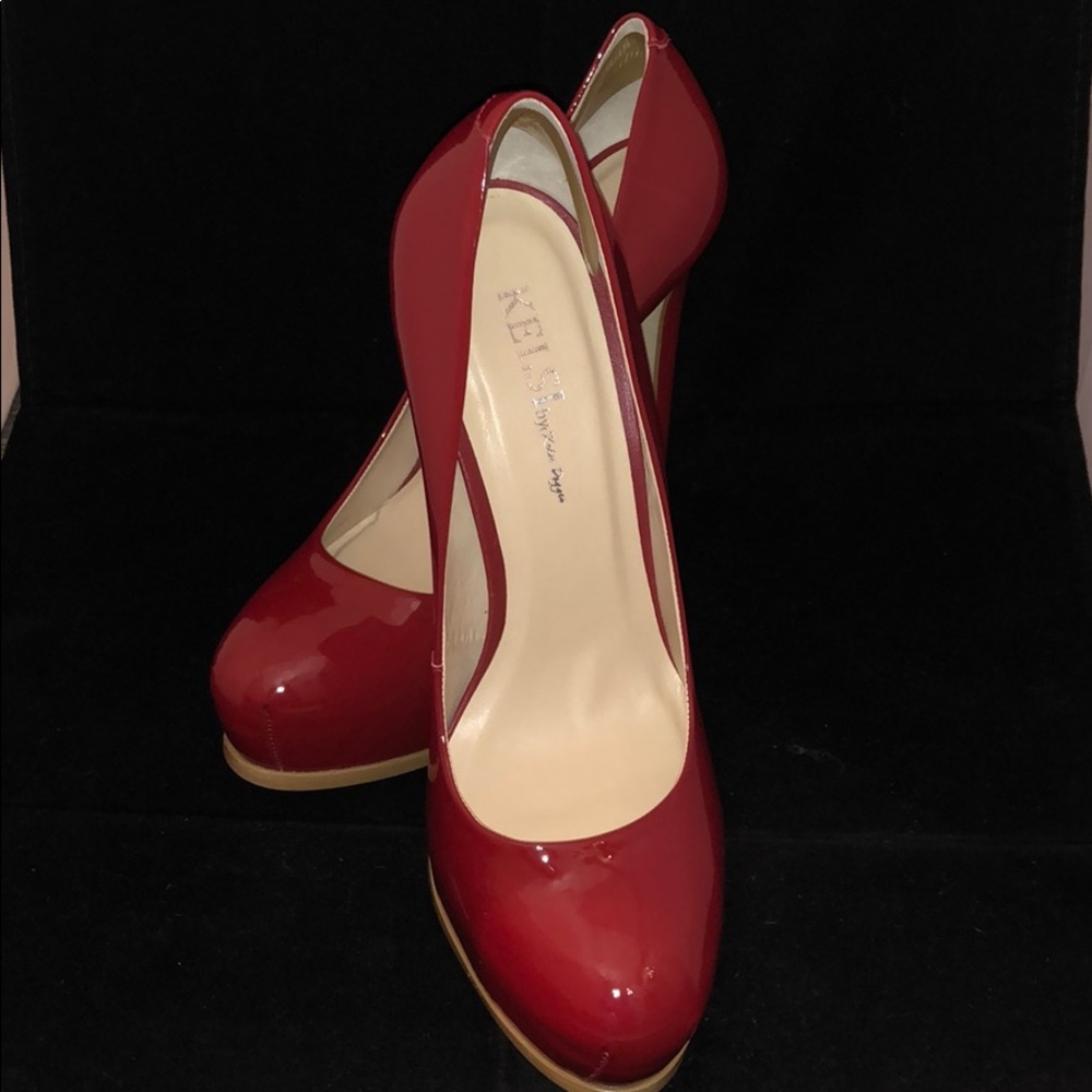 Kelsi Dagger “LINZY” Heels
